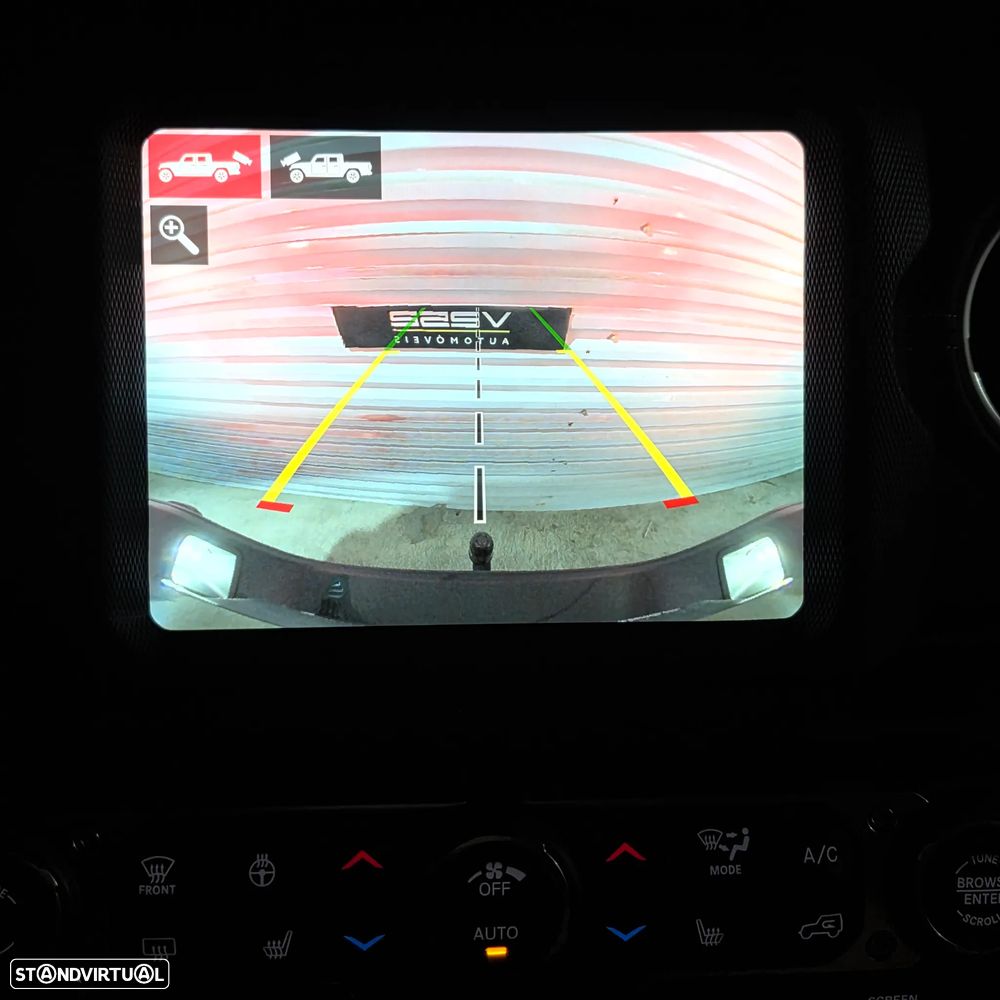 Jeep Gladiator 3.0V6 MultiJet AWD Auto Overland - 13