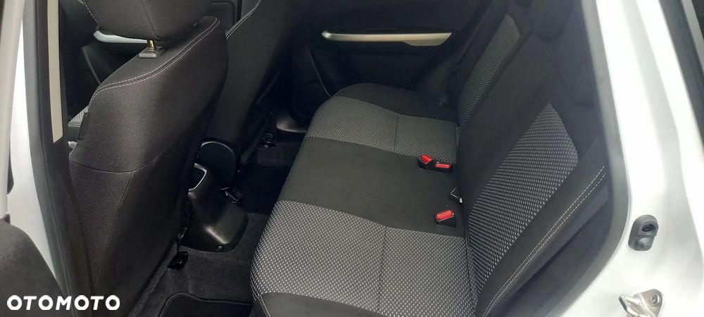 Suzuki Vitara 1.6 DDiS (4x4) Allgrip Comfort+ - 3