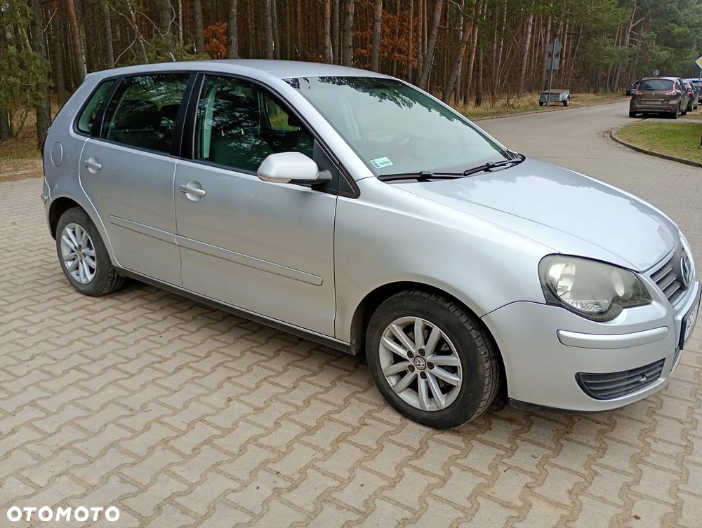 Volkswagen Polo - 4