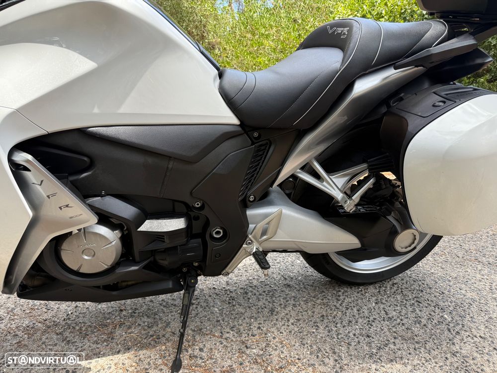 Honda VFR 1200 DCT - 30