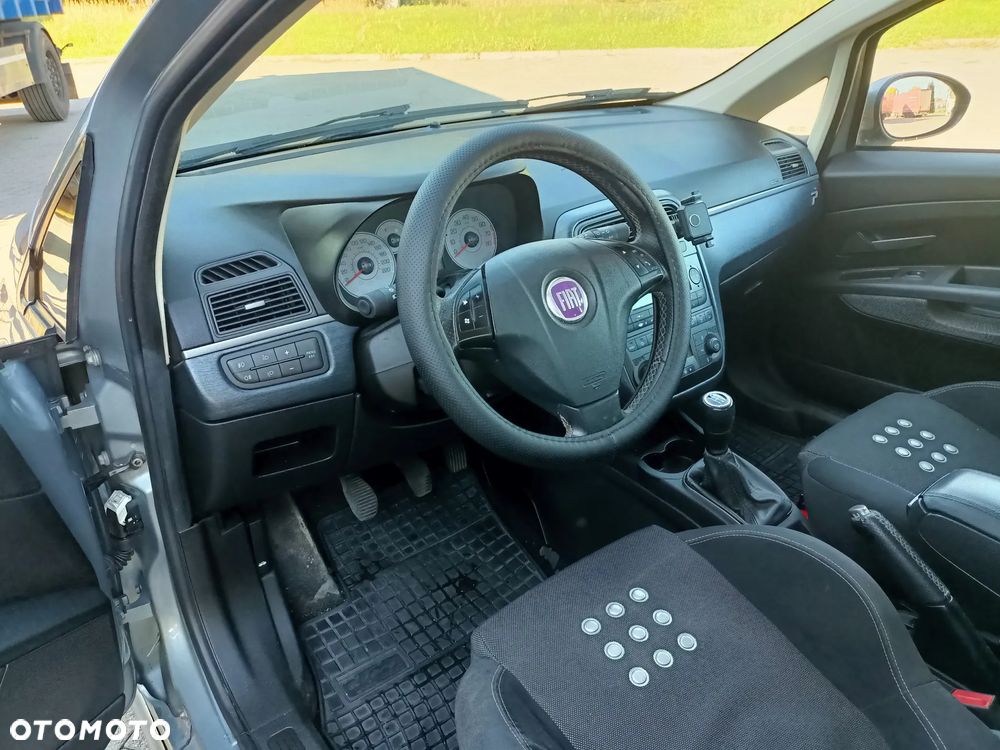 Fiat Punto 2008 photo 5