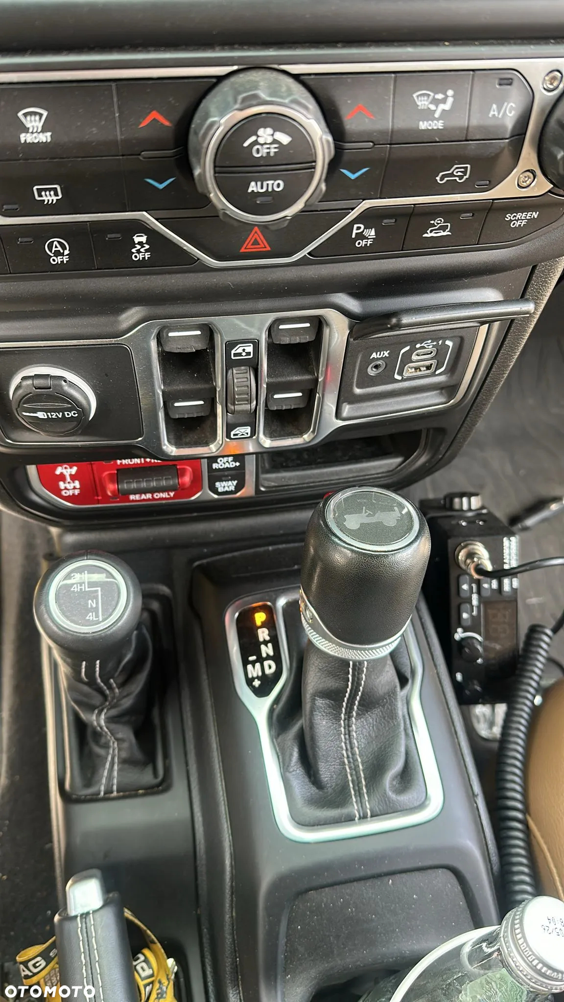 Jeep Wrangler - 8