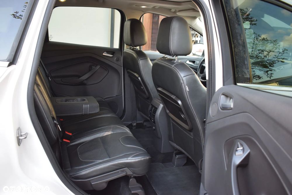 Ford Kuga 2.0 TDCi 4x4 Titanium - 10