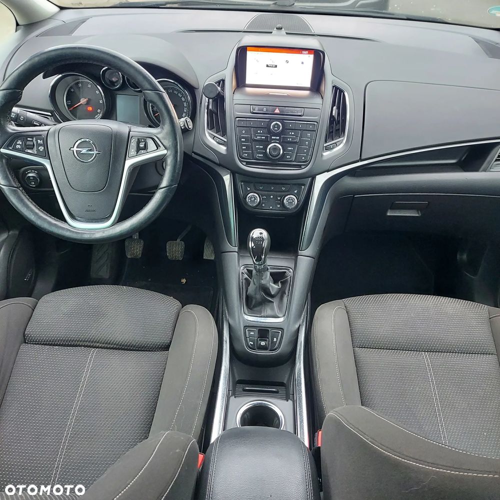 Opel Zafira 2.0 D (CDTI ecoFLEX) Start/Stop Active - 11