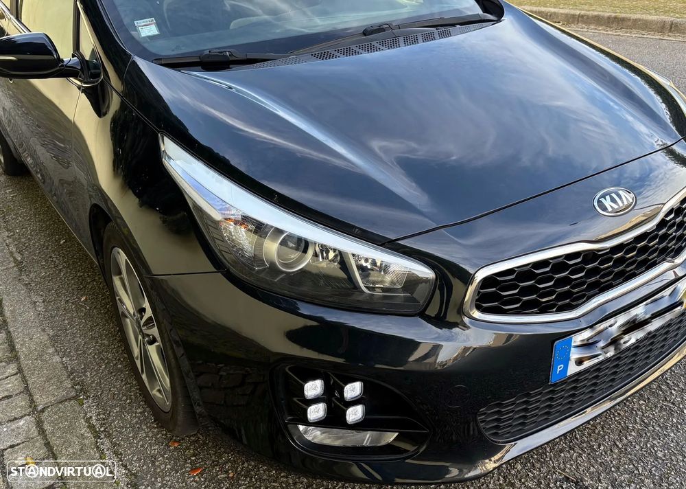 Kia Ceed SW 1.6 CRDi GT Line - 27