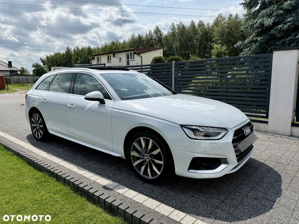 Audi A4 - 1