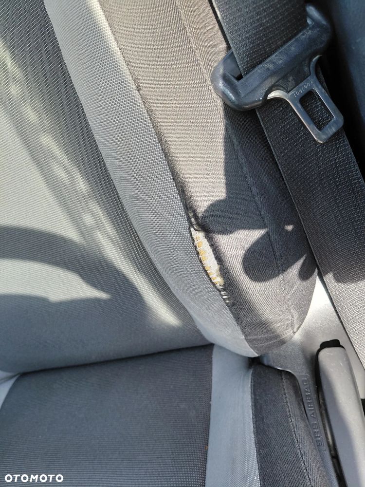 Toyota Auris 1.33 VVT-i Active - 15