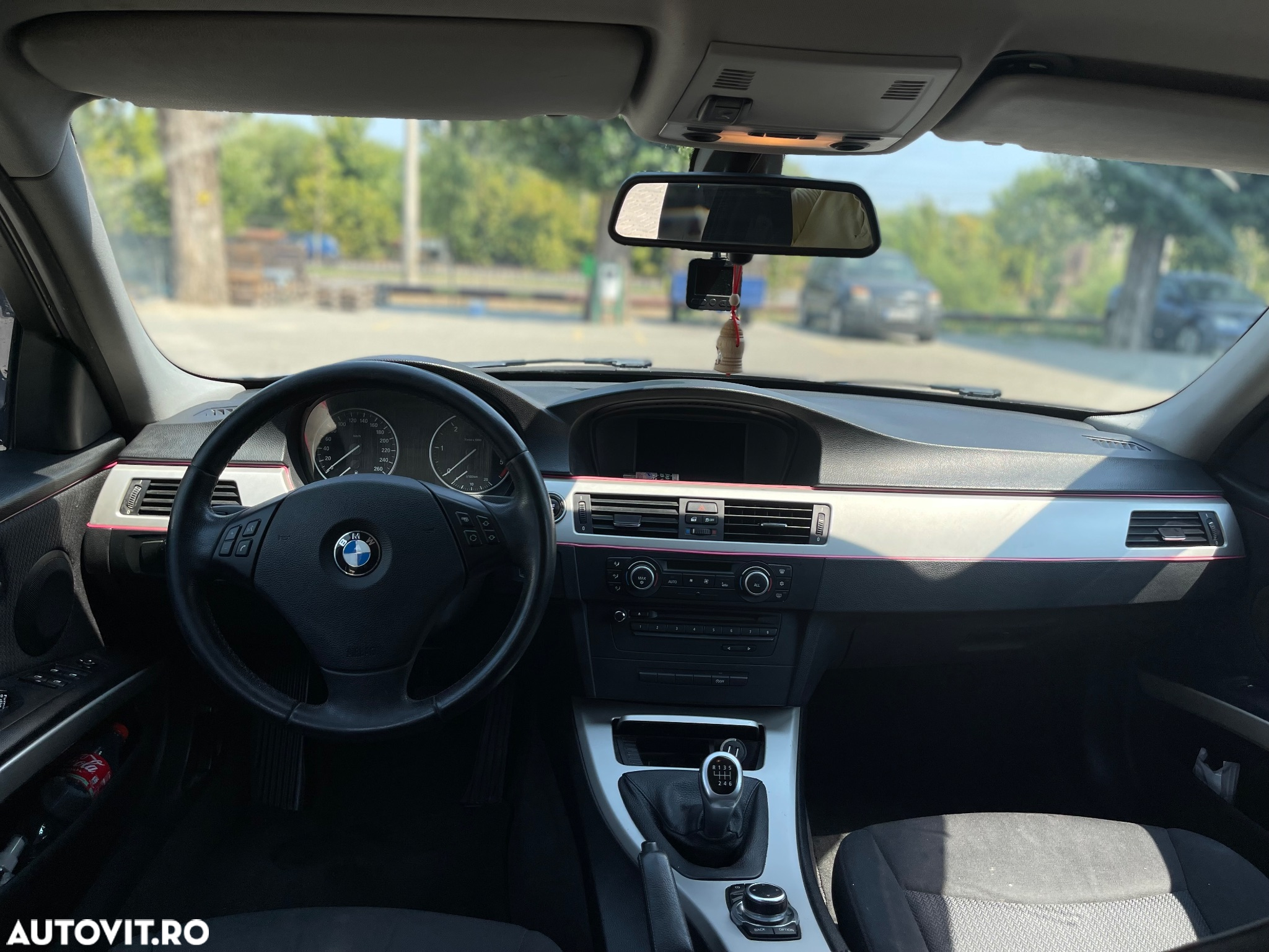 BMW Seria 3 318d - 6