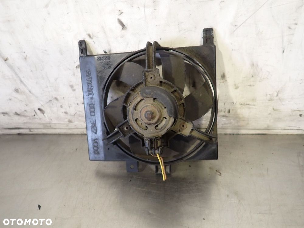 WENTYLATOR CHŁODNICY SMART FORTWO 0003127V009 - 1