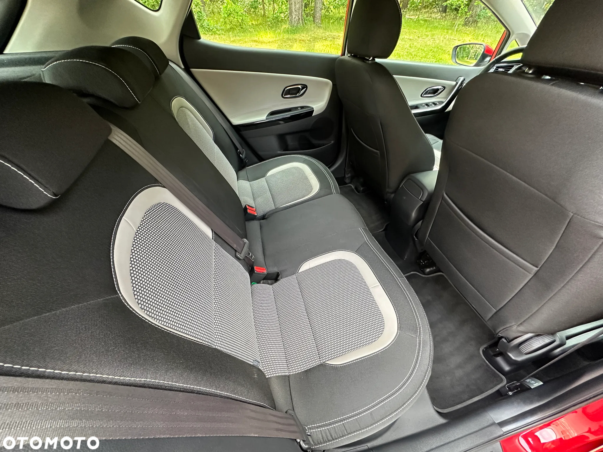 Kia Ceed 1.6 GDI Platinum Edition - 25
