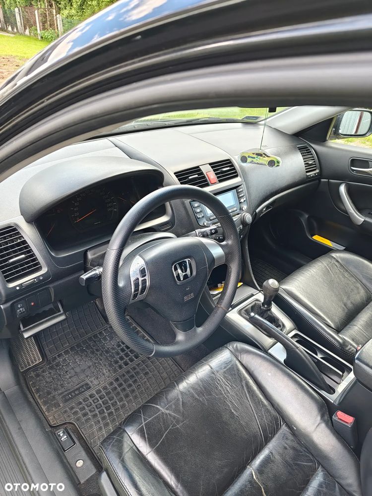 Honda Accord - 10