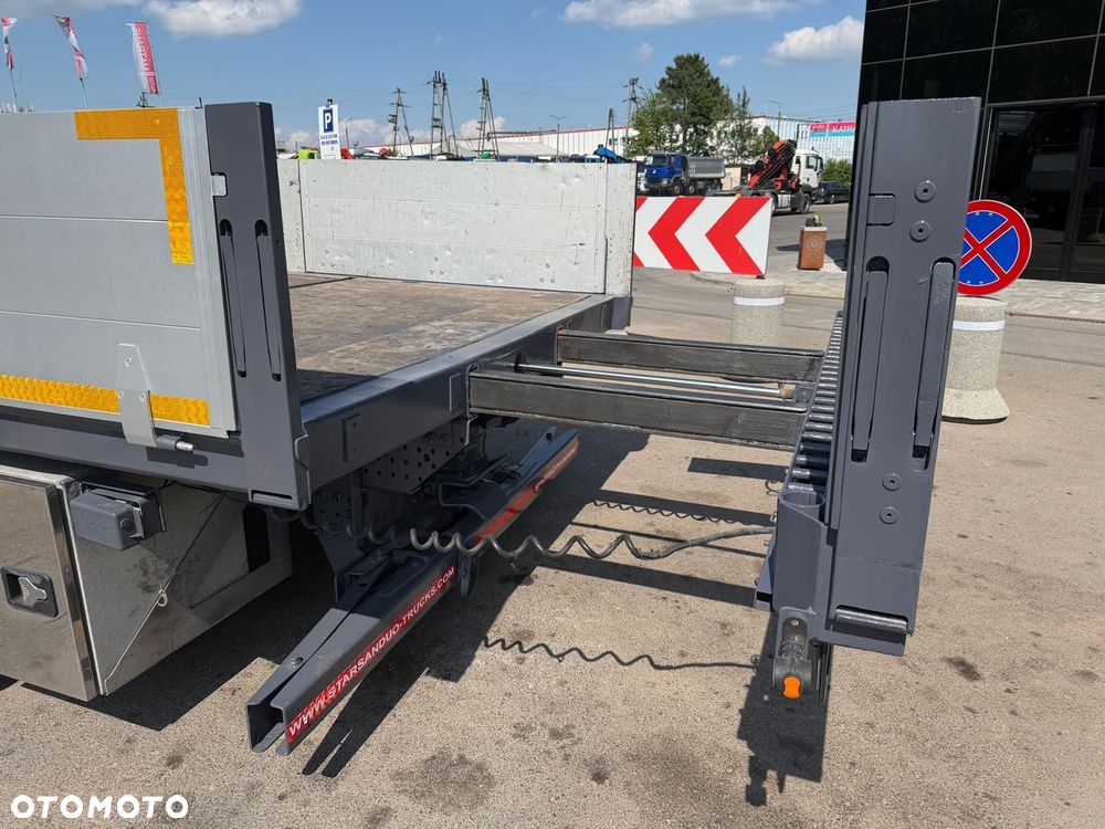 Mercedes-Benz AROCS 3253 8x4 HMF 5020 Fly Jib HDS Żuraw Crane Kran - 21