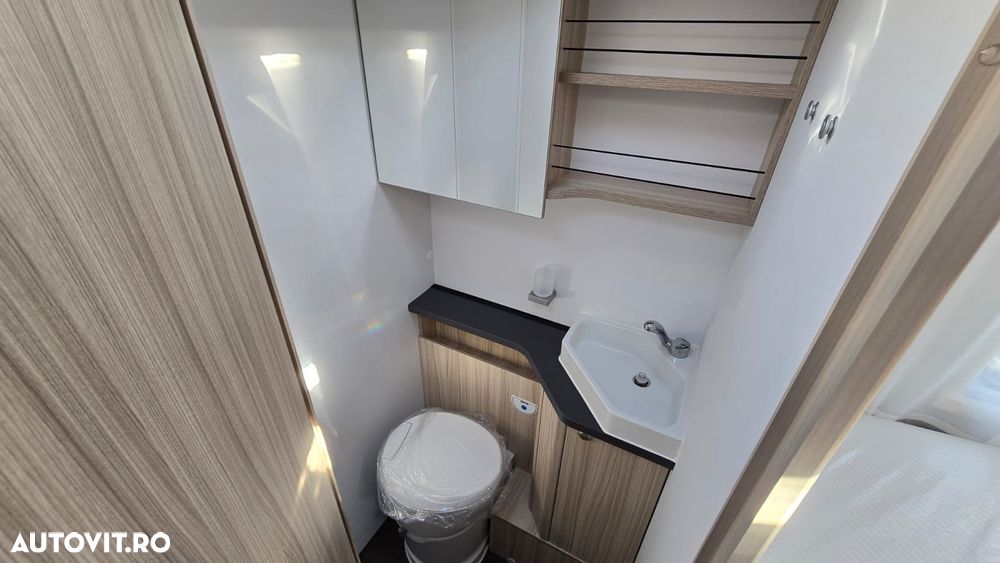 Adria Sun Living S 75 SL - 15