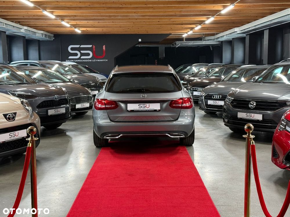 Mercedes-Benz Klasa C 180 7G-TRONIC Exclusive - 7
