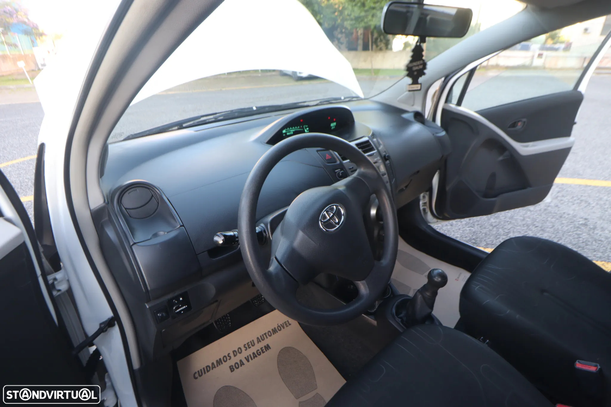 Toyota Yaris 1.0 VVT-i Comfort - 18