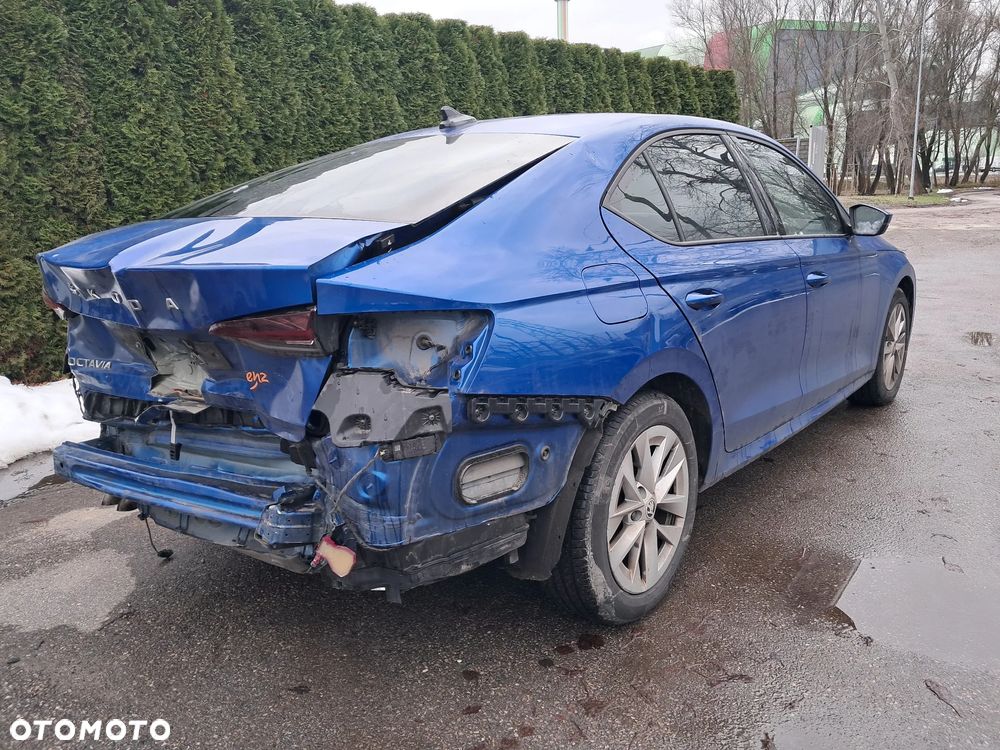 Skoda Octavia - 3