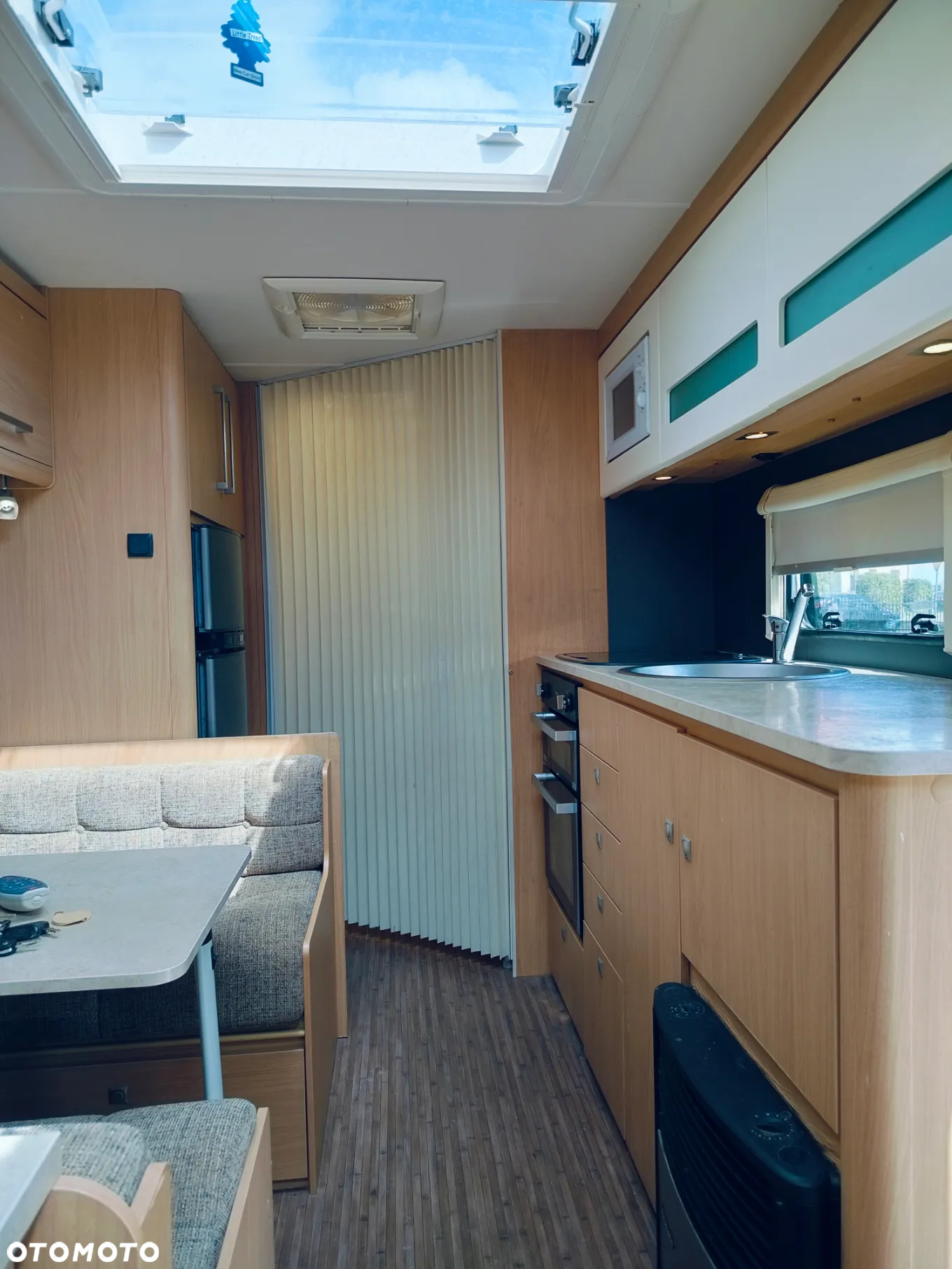 Elddis Chatsworth 636 - 12