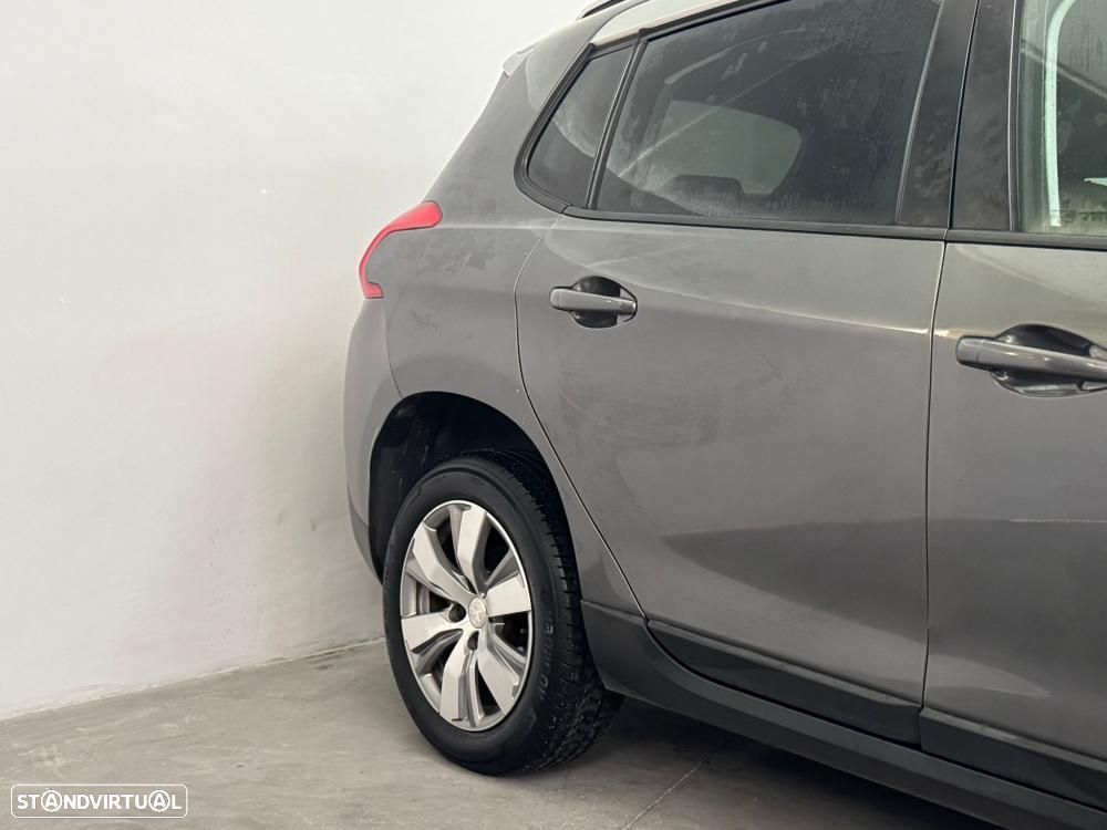 Peugeot 2008 1.2 PureTech Style - 3