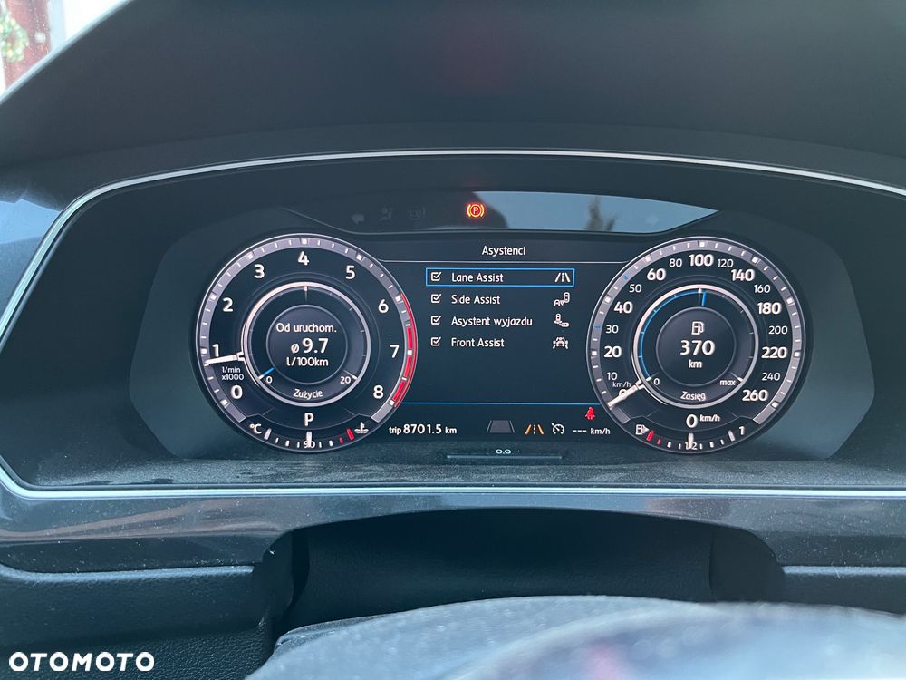 Volkswagen Tiguan - 8