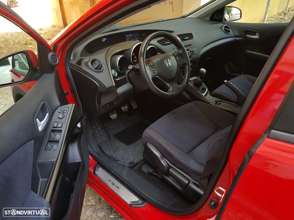Honda Civic 1.4 i-VTEC Sport - 13