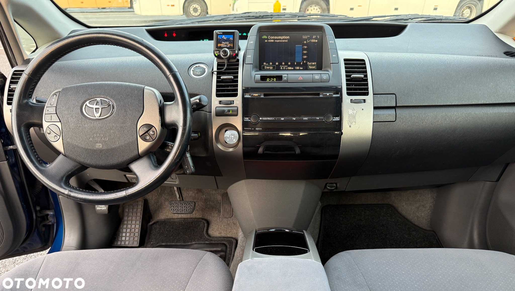 Toyota Prius - 18