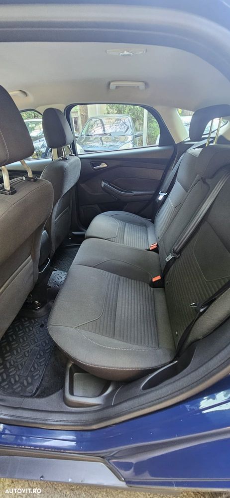 Ford Focus 1.5 TDCi Titanium - 8