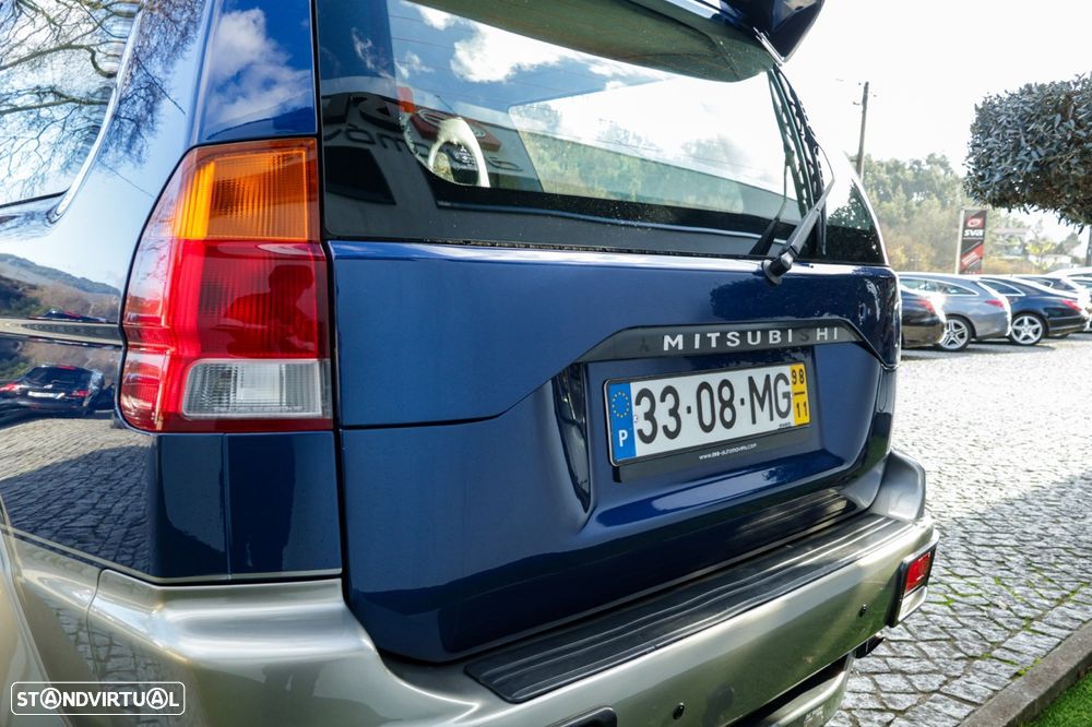 Mitsubishi Pajero Sport 2.5 TD GLS - 3