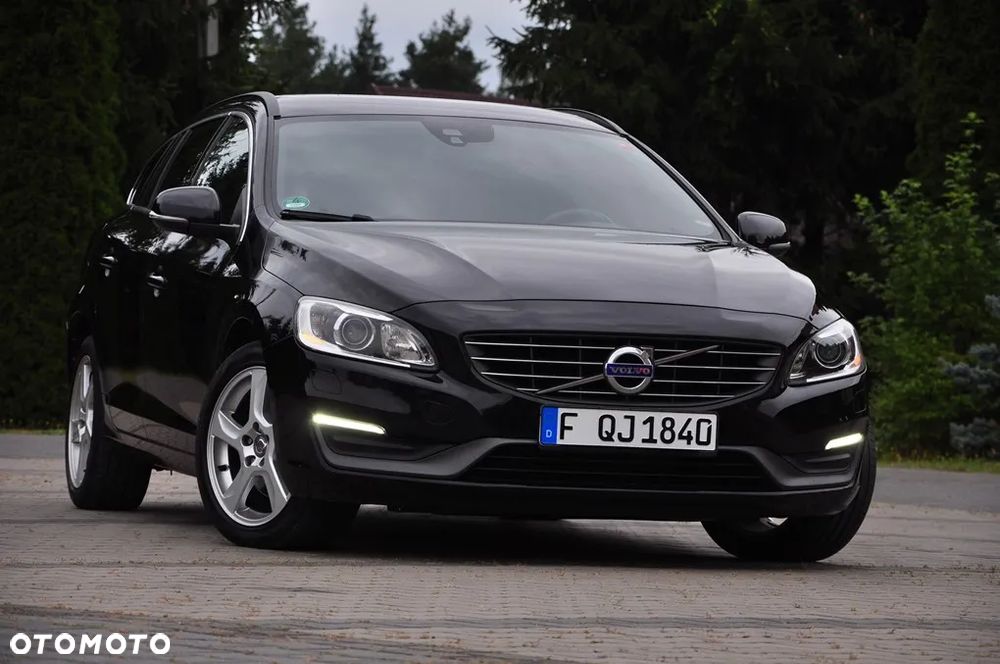 Volvo V60 D3 Geartronic Summum - 12
