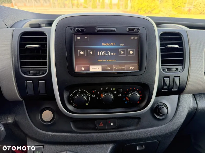 Renault TRAFIC - 7