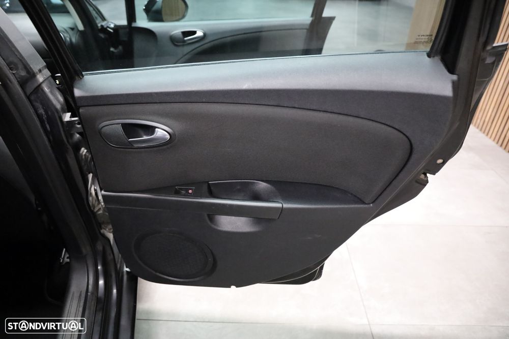 SEAT Leon 1.9 TDI Sport Up - 22