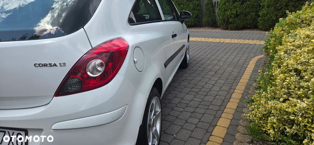 Opel Corsa 1.2 16V Enjoy - 15