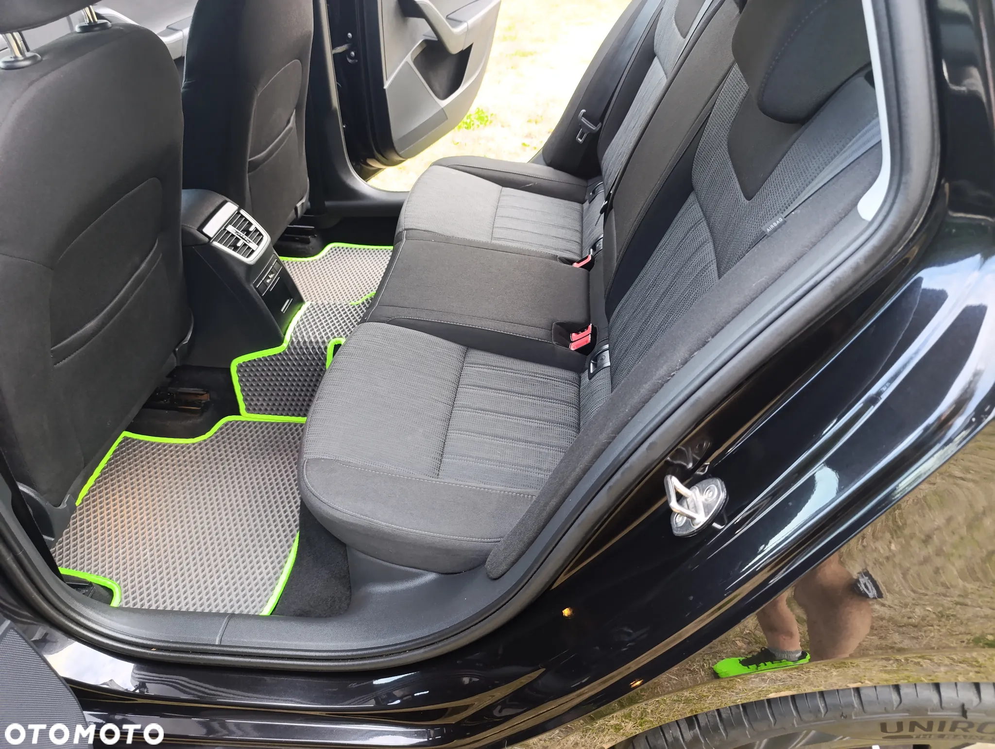 Skoda Octavia Combi 2.0 TDI DSG Style - 28