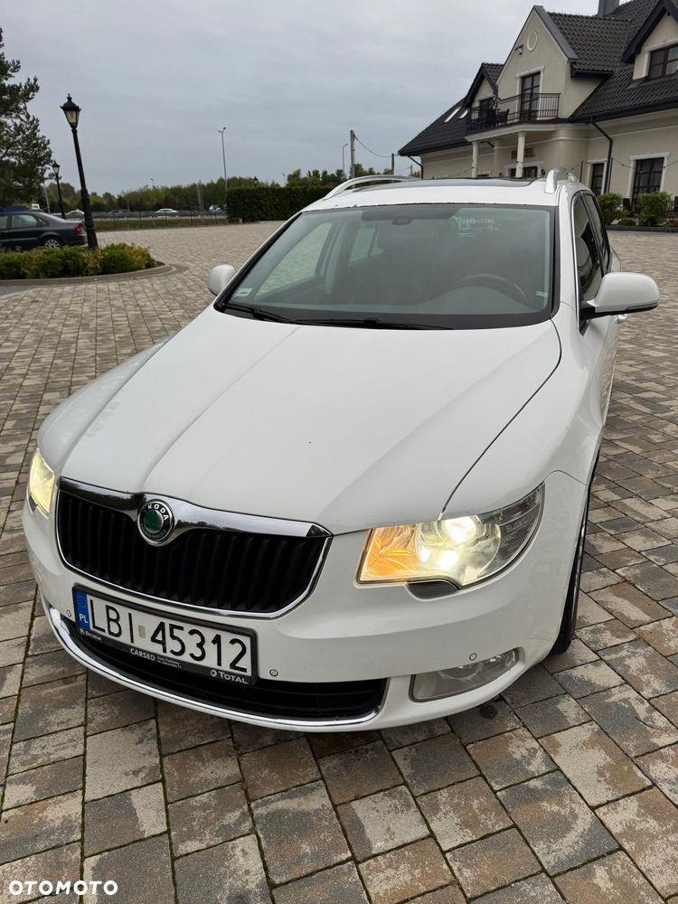 Skoda Superb 2.0 TDI DSG Elegance - 5