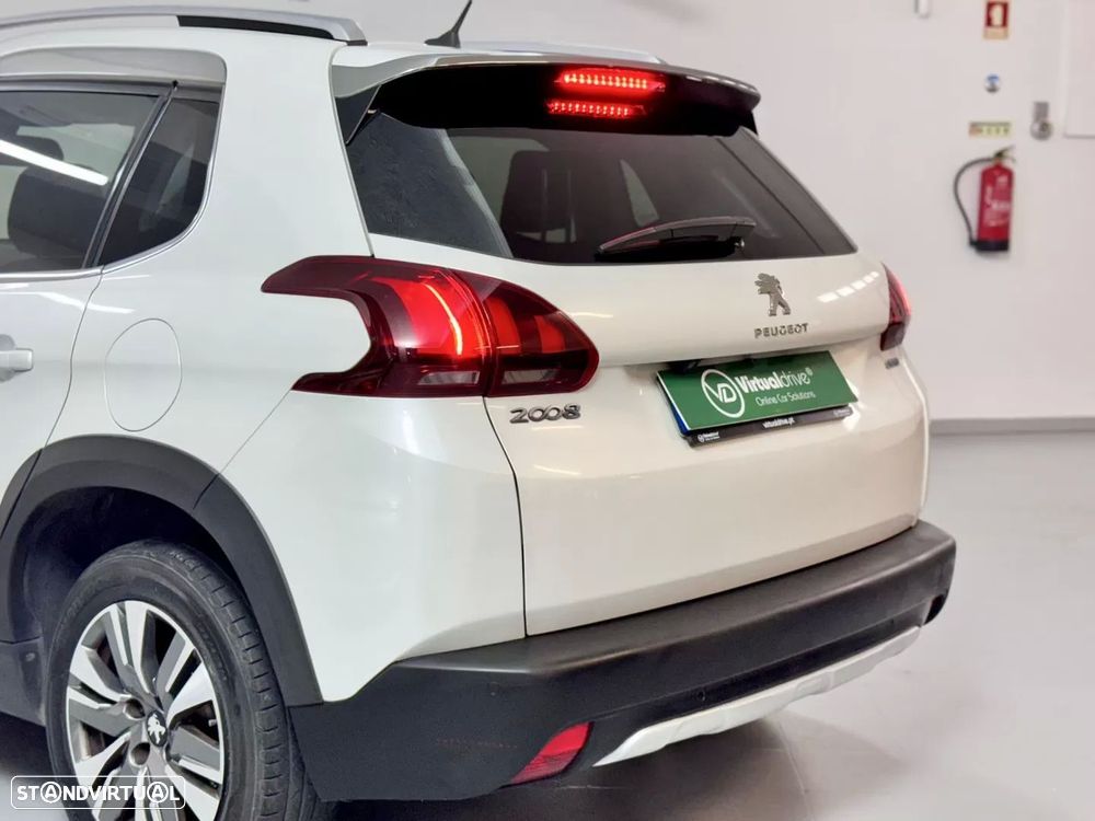 Peugeot 2008 1.6 BlueHDi Allure - 10