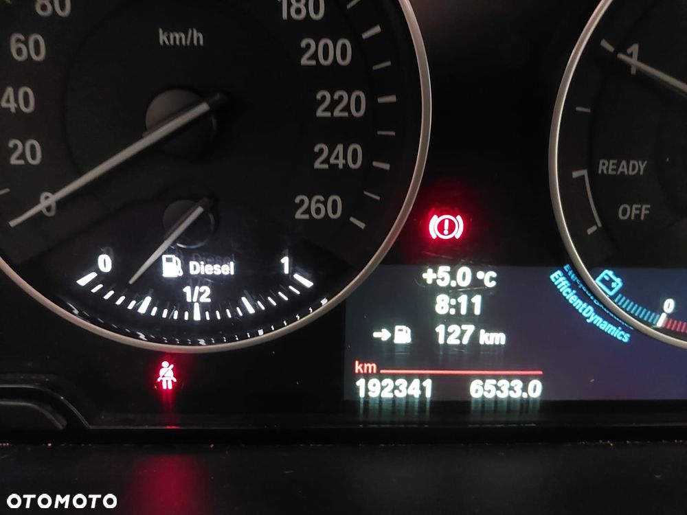 BMW Seria 1 116d DPF - 12