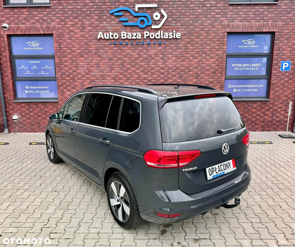 Volkswagen Touran - 19