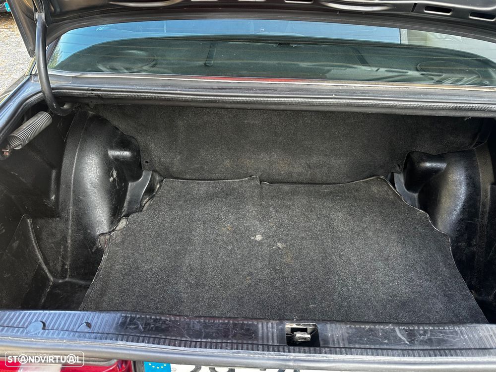 Mercedes-Benz W201 (1982-1993) 190 D 2.0 - 37