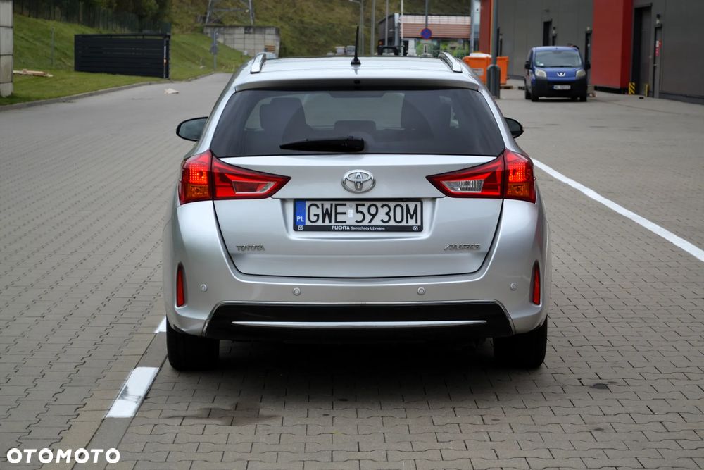 Toyota Auris 2.0 D-4D Premium - 29