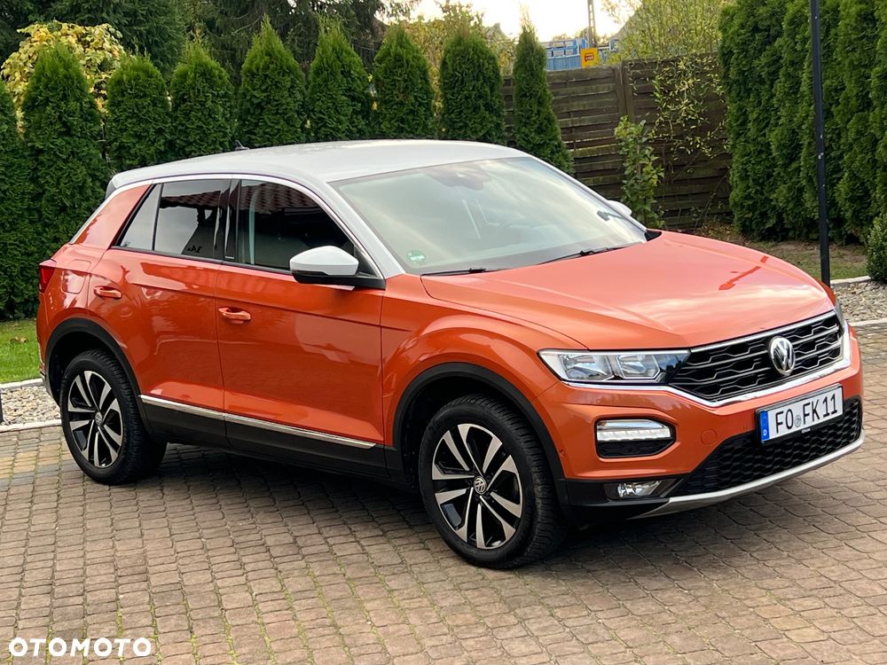 Volkswagen T-Roc 2019 photo 2