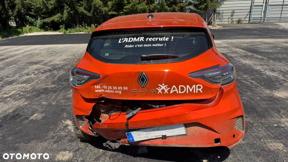 Renault Clio 1.0 TCe Techno - 9
