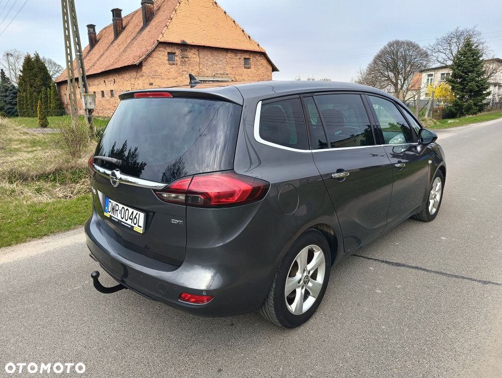 Opel Zafira - 2