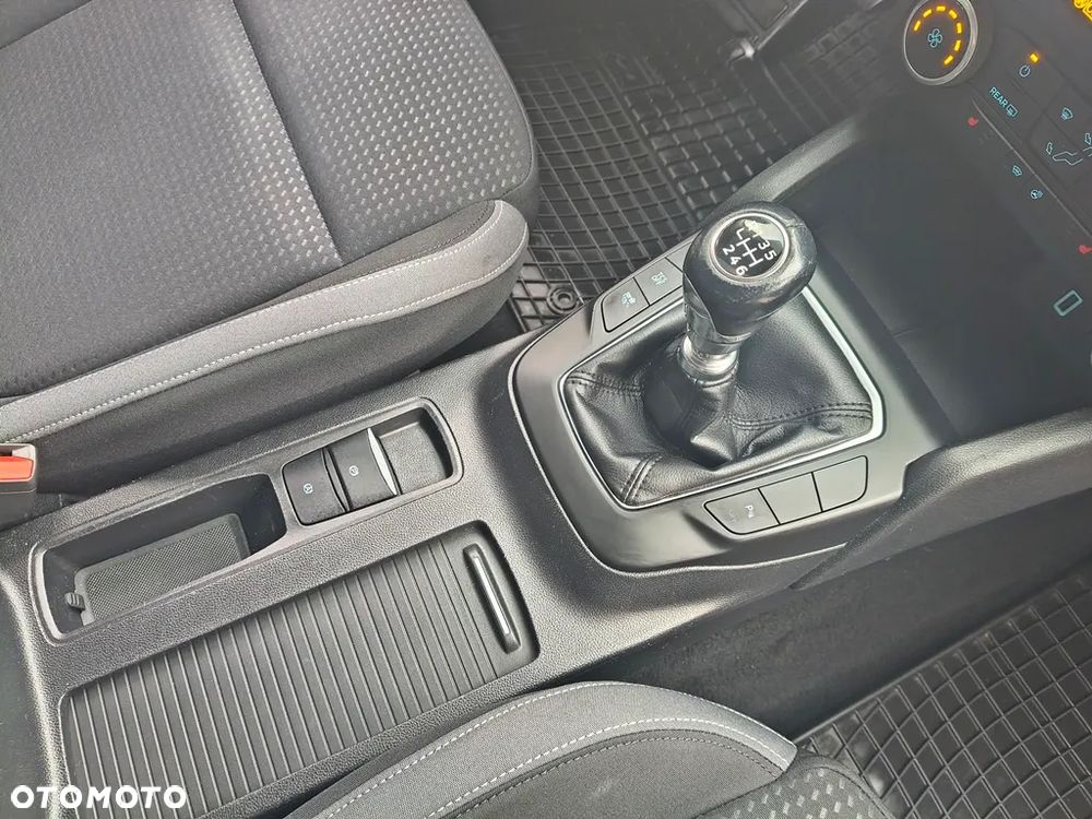 Ford Focus 1.5 EcoBlue Start-Stopp-System COOL&CONNECT - 22