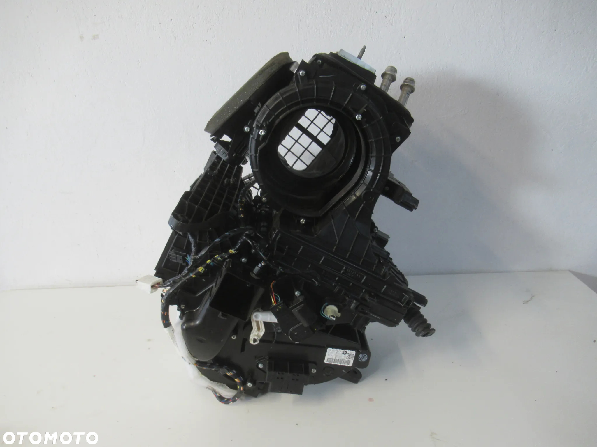 NAGRZEWNICA JEEP CHEROKEE V KL 2.0d 170KM MultiJet 4x4 P68247611AD 68247611AD AA443270-2574  2013-2018 - 15