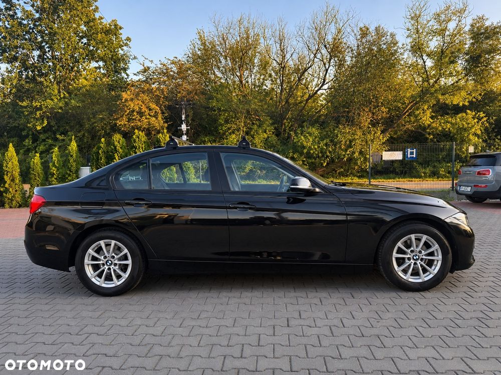 BMW Seria 3 316d - 4