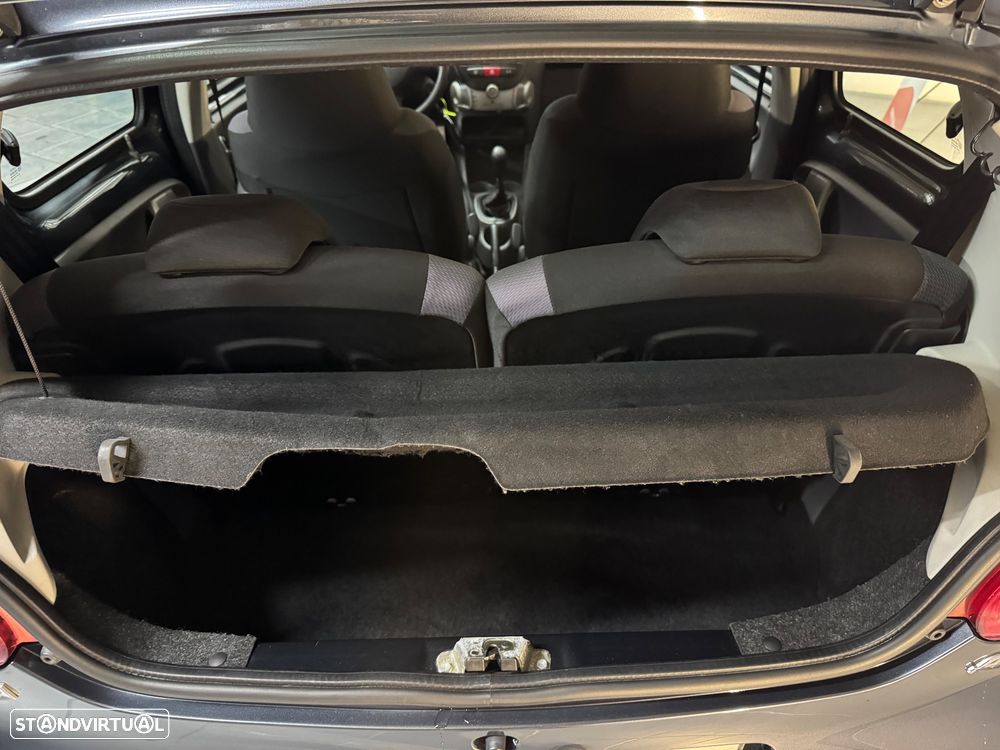 Toyota Aygo 1.0 + AC+VSC - 11