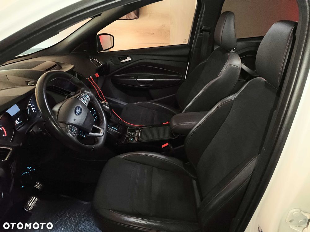 Ford Kuga - 6