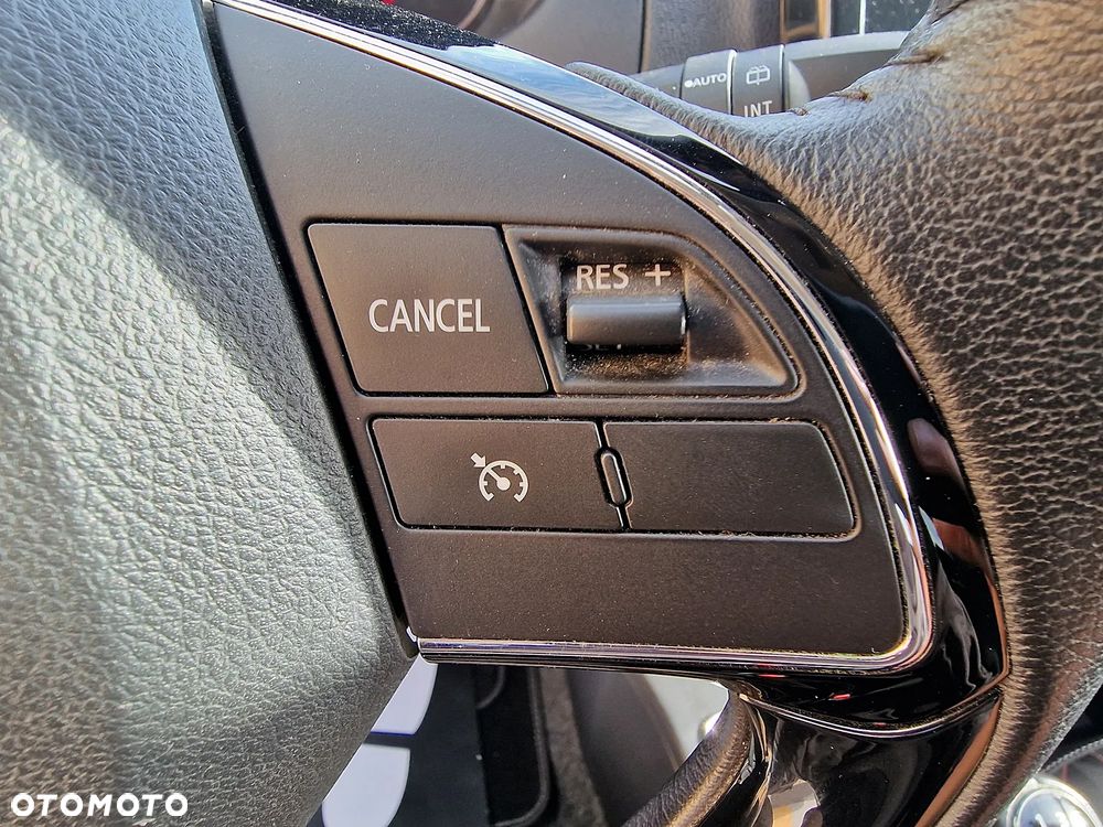 Mitsubishi Space Star 1.2 Intense - 13