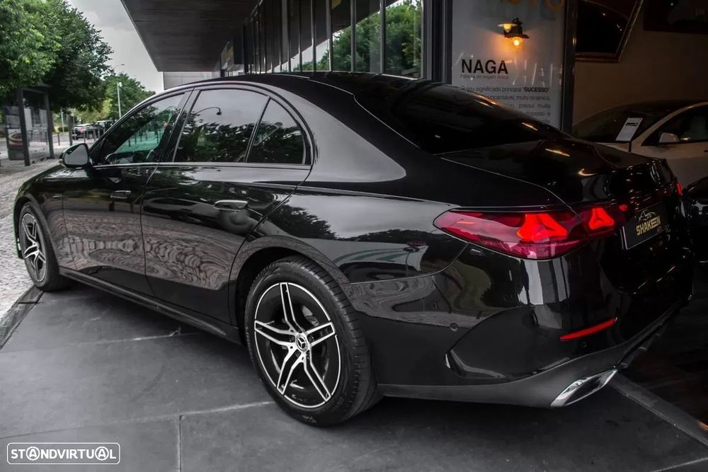 Mercedes-Benz E 220 d AMG Line - 3