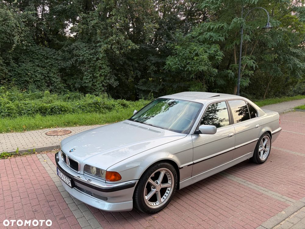 BMW Seria 7 - 2