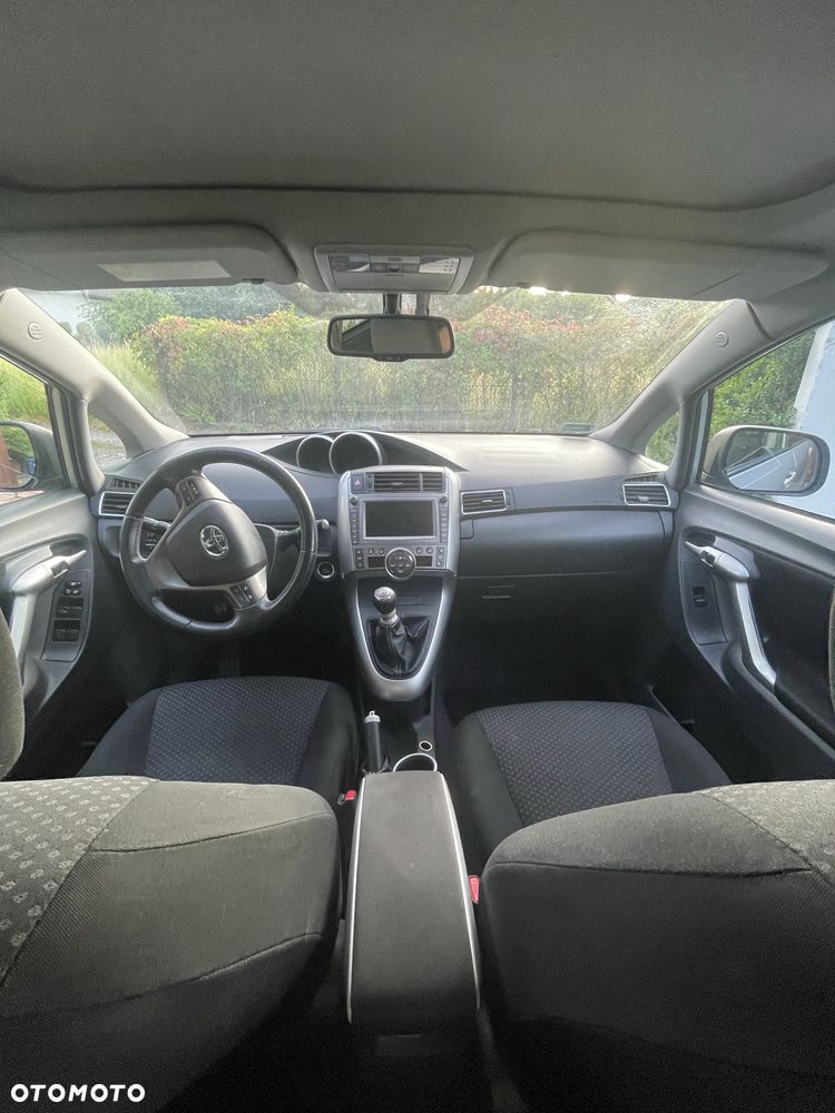 Toyota Verso - 3